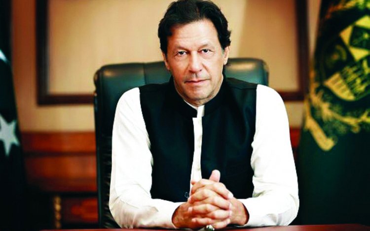 محظور من الترشح لـ5 سنوات.. لجنة الانتخابات تقصي عمران خان