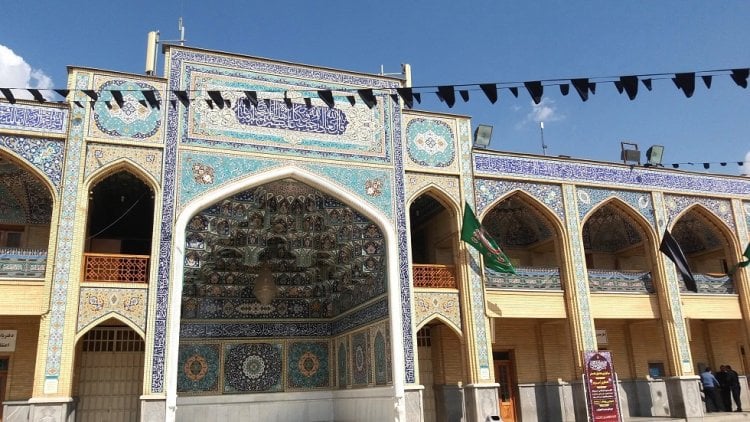 هل تواطأ النظام الإيراني مع داعش لضرب مرقد شيراز؟
