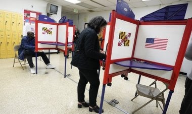 الديقراطيون يحتفظون بالسيطرة على مجلس الشيوخ... ماذا يعني ذلك لبايدن؟