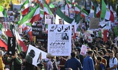 بلومبرغ: القمع المميت في إيران يستدعي تدخلًا دوليًا أكثر تأثيرًا