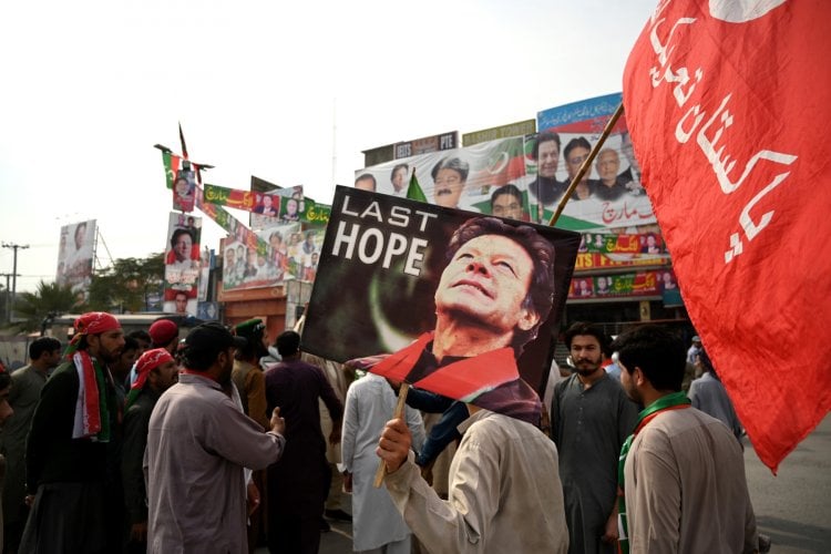 بعد محاولة اغتيال عمران خان... باكستان إلى أين؟