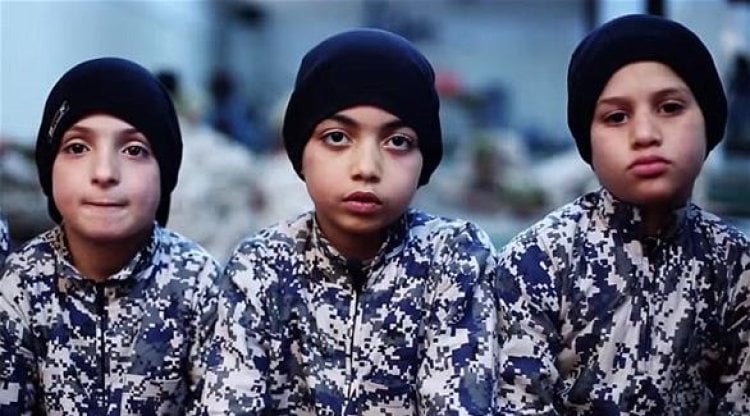 من حضن داعش إلى دفء أوطانهم... اندماج جيد لأطفال التنظيم