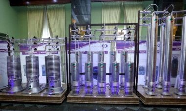 لأول مرة... إيران تزوِّد الحوثيين باليورانيوم المخصب