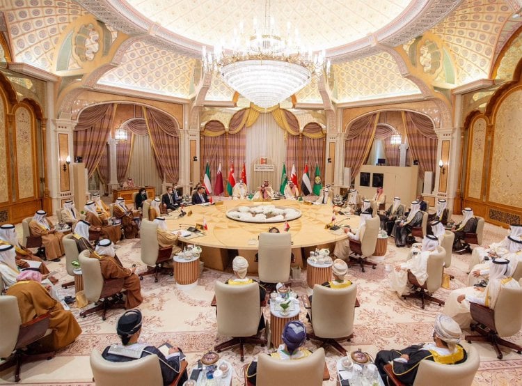 القمة الخليجية الصينية.. هل تؤسس لعالم متعدد الأقطاب؟