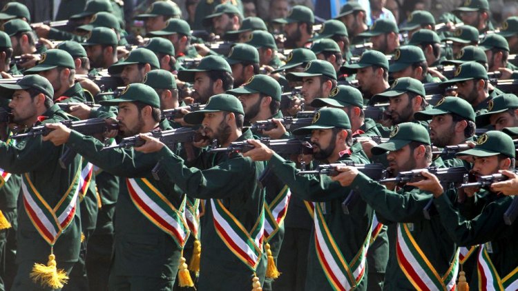 هل يمكن لإيران استنساخ تجربة الحرس الثوري في العراق؟