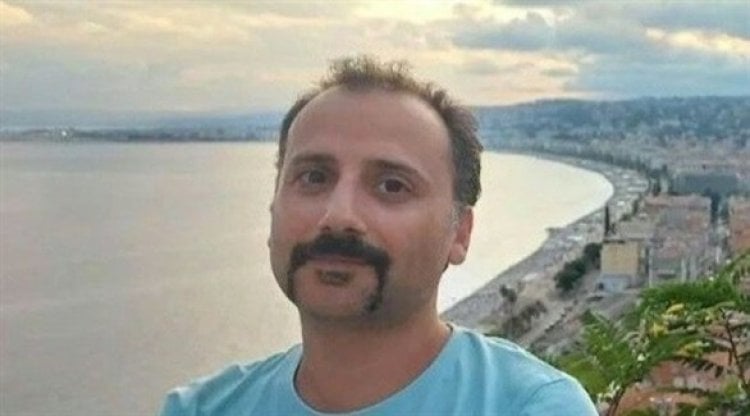 انتحار احتجاجي... إيراني مقيم في فرنسا ينهي حياته اعتراضًا على القمع في بلاده