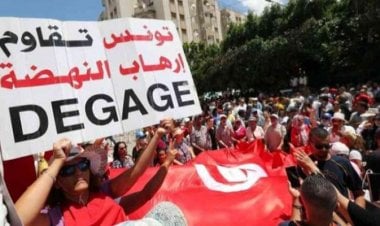 تونس على أبواب محطة الإخوان الأخيرة... هل تقصي جولة الانتخابات الثانية التنظيم؟