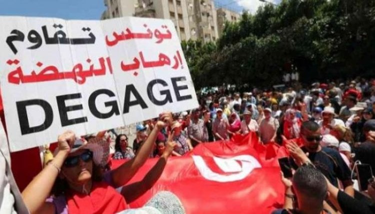 تونس على أبواب محطة الإخوان الأخيرة... هل تقصي جولة الانتخابات الثانية التنظيم؟