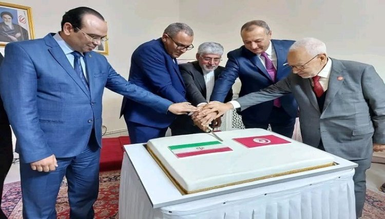 زعيم إخوان تونس يورط وزيرين في حكومة بودن... غضب عارم ومصير غامض