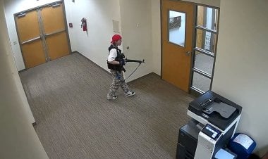 متحولة جنسيًا ترتكب مذبحة في مدرسة أطفال... لماذا أطلقت النار عليهم؟ 