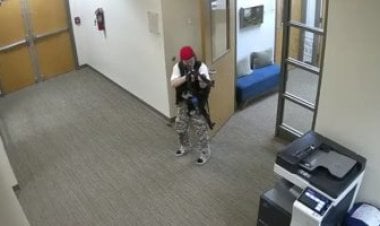 مضطربة نفسيًا وحصلت على 7 أسلحة خطيرة... تفاصيل جديدة في مذبحة ناشفيل