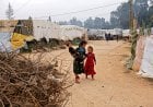 الأمل في البحر.. لاجئون سوريون يعيشون في رعب خشية ترحيلهم من لبنان