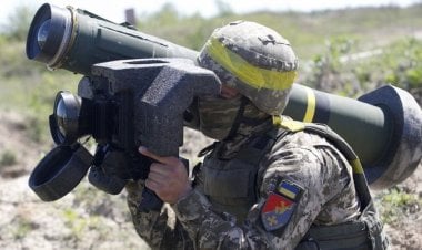 الأسلحة الأمريكية في أوكرانيا.. هل تتعلم واشنطن من خطئها في أفغانستان؟