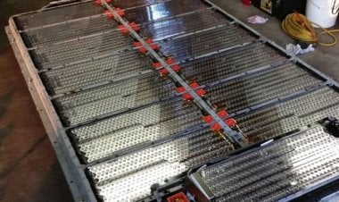 متحدية الصين... هل تقلب بطاريات تسلا الجديدة التسلسل الهرمي للصناعة؟