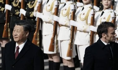 فايننشال تايمز: زيارة ماكرون إلى الصين تسلط الضوء على الاختلافات في الاتحاد الأوروبي 