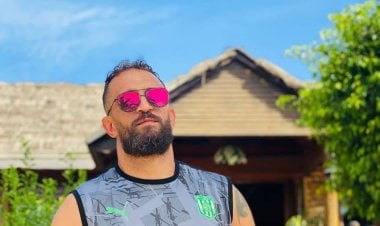 خلال بث مباشر على فيسبوك.. وفاة لاعب كرة تونسي أضرم النار في جسده