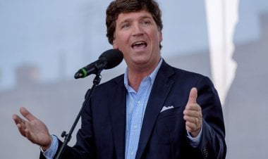 ‘فوكس نيوز’ تفقد 700 مليون دولار من قيمتها السوقية بعد مغادرة أشهر مذيعيها