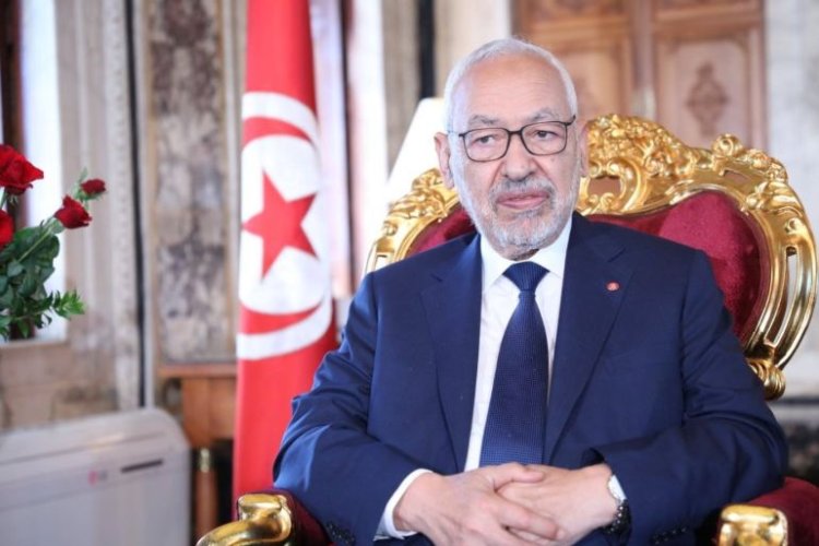 بعد إطاحة الغنوشي... هل تتجه تونس إلى حظر الإخوان؟