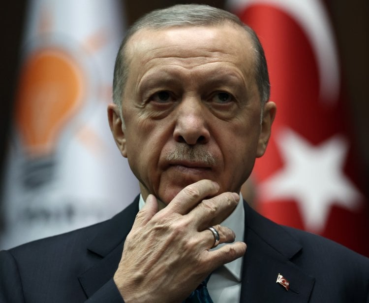 باحث أمريكي: ماذا يحدث لو مات رجب طيب أردوغان؟