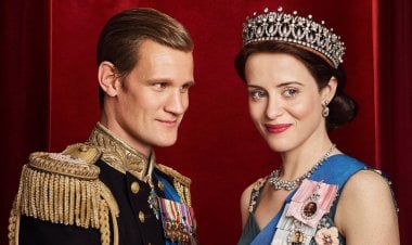 تتويج الملك تشارلز... محبو مسلسل ذي كراون في انتظار الحدث الأبرز