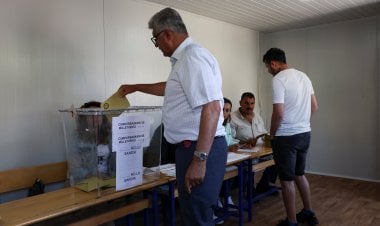 وسط منافسة حامية.. 60 مليون تركي يصوتون في الانتخابات الرئاسية والبرلمانية