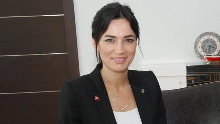 سجين حالي وملكة جمال سابقة... مفاجآت الانتخابات البرلمانية التركية