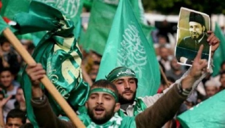 الإخوان على طريق الحظر في أوروبا... هل تنجح باريس في تجفيف منابع التمويل؟