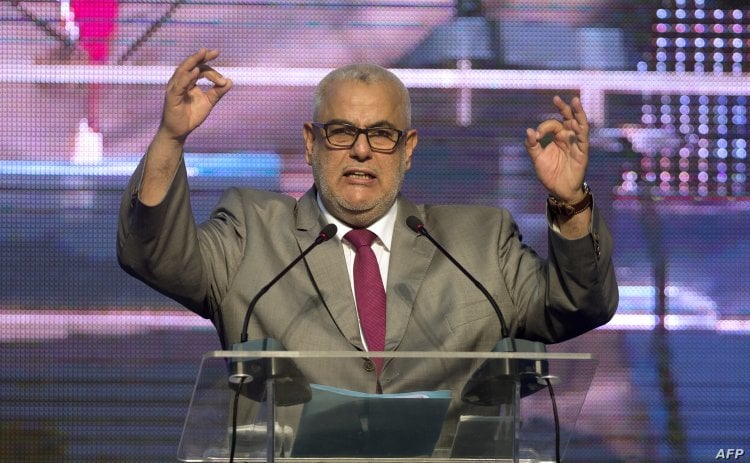 عبدالإله بنكيران ينقلب على حزبه... مناورة جديدة للعودة إلى المشهد السياسي