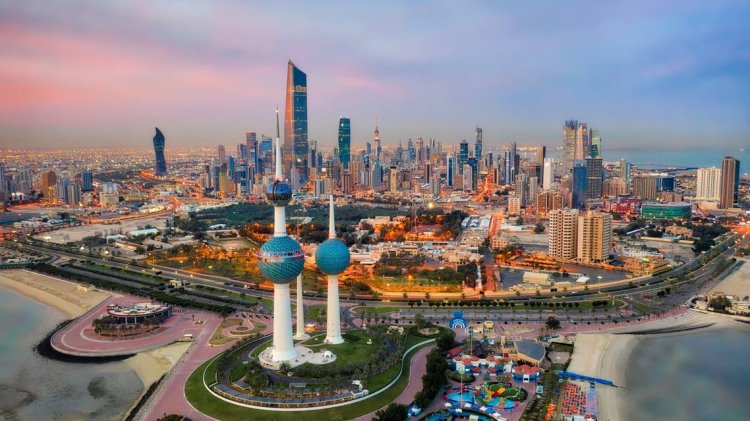 الكويت بين سندان الزلزال السياسي ومطرقة الأزمة المالية